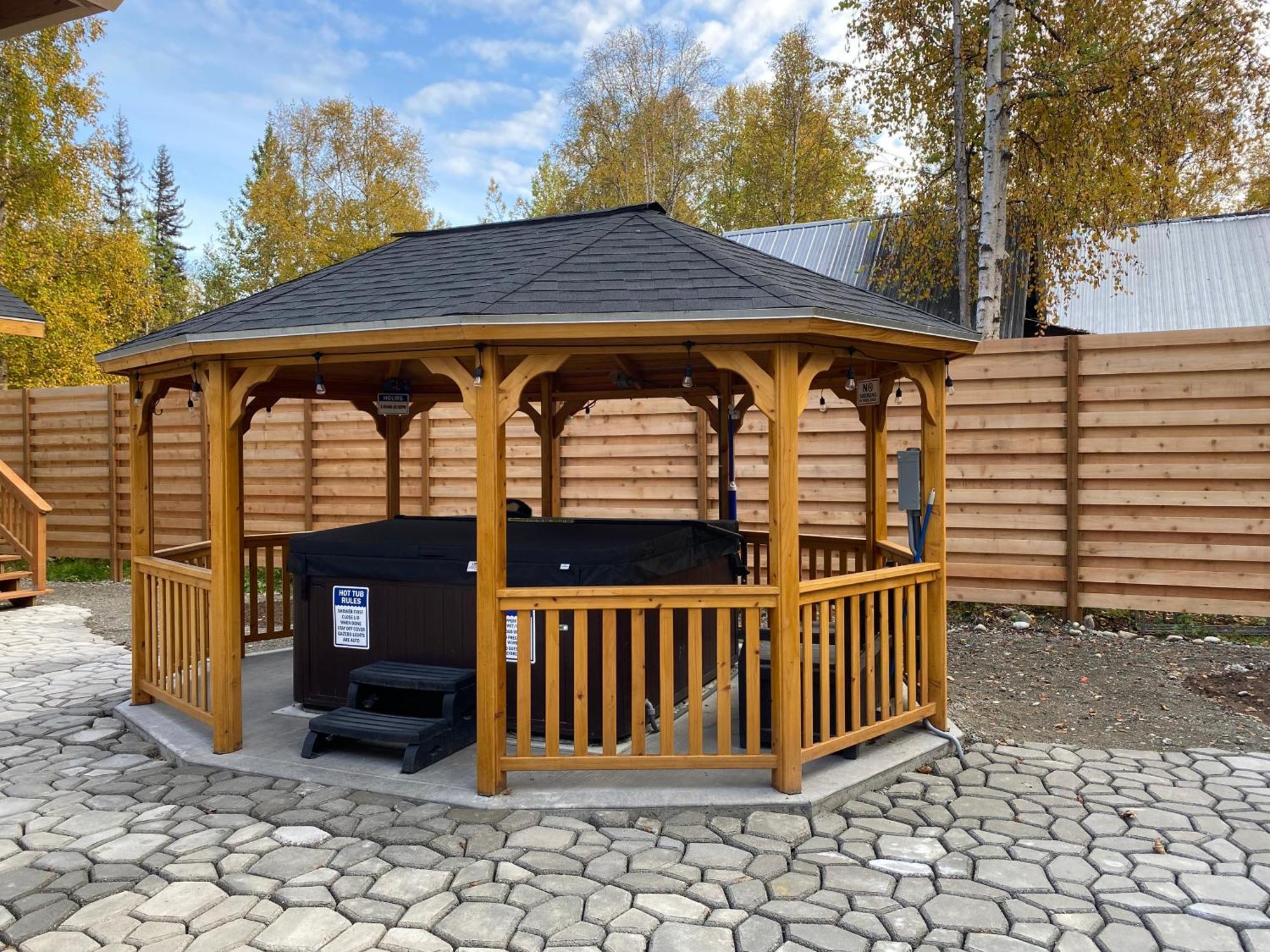 Talkeetna Log Cabin With Hot Tub Unit 2 Εξωτερικό φωτογραφία